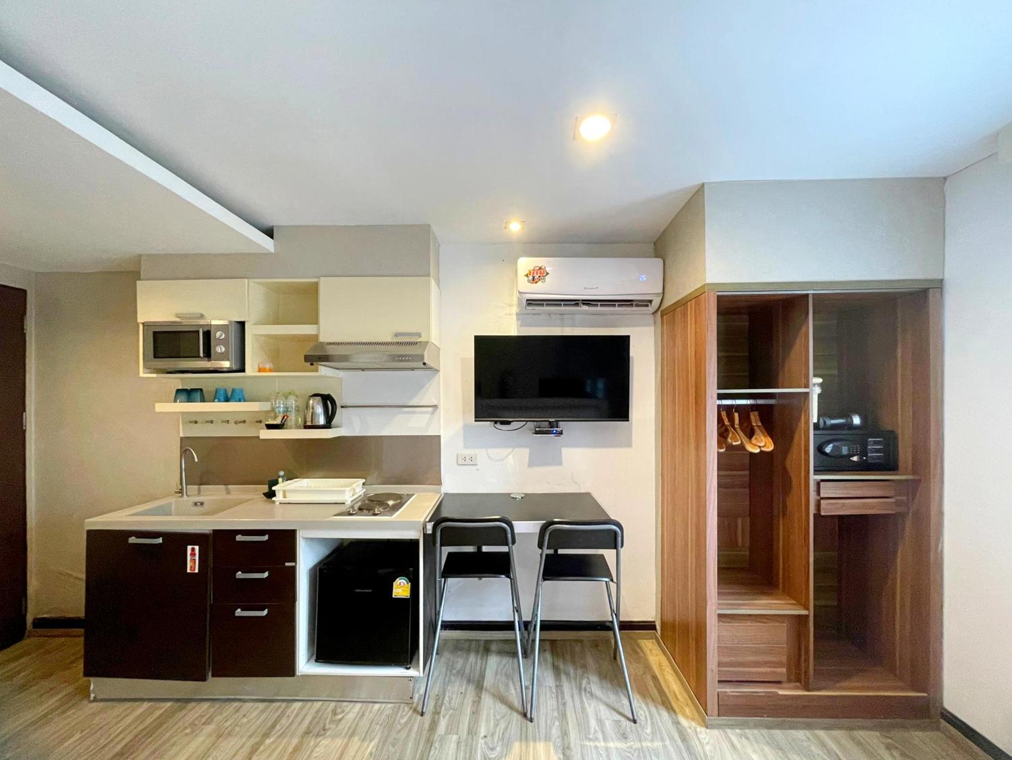 Arawana Express Phromphong Otel Bangkok Dış mekan fotoğraf