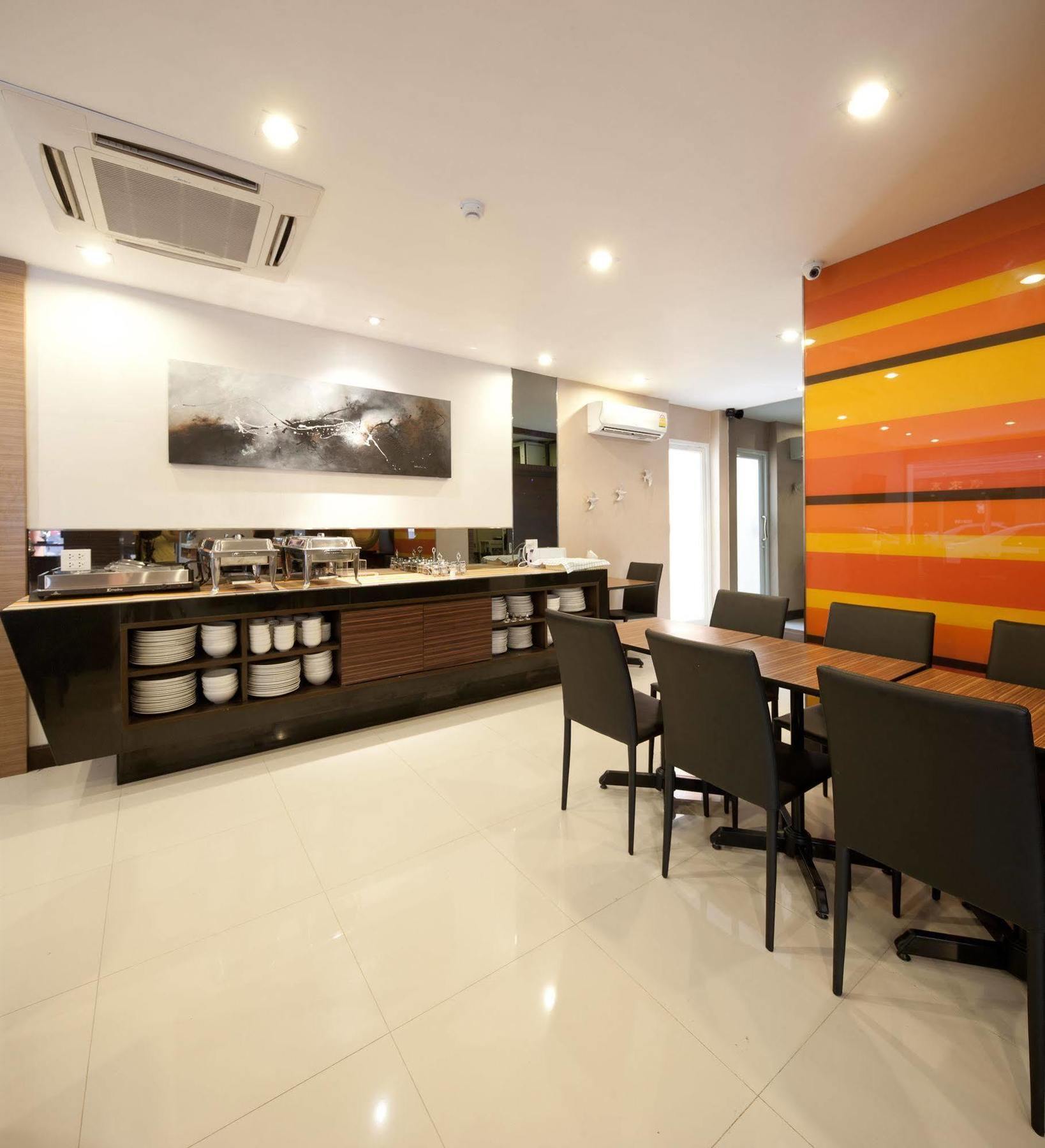 Arawana Express Phromphong Otel Bangkok Dış mekan fotoğraf